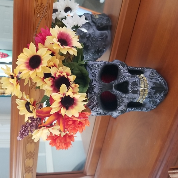 โ ๐ผ๐บโ Skull vase Homemade - Picture 3 of 4